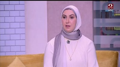 طبيبة تُحذر من تناول كبار السن لبرتوكولات علاج كورونا (فيديو)