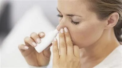 استشاري يُحذر من الرياح المحملة بالأتربة: تصيب بـ 80 نوعًا من الحساسية (فيديو)