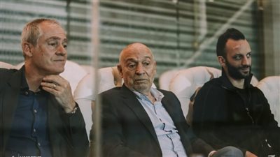 عاجل.. وصول فيريرا ستاد القاهرة رفقة أحمد وأمير مرتضى منصور وعلاء مقلد