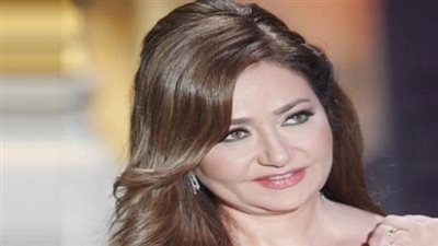 تفاصيل إصابة ليلى علوي بجرح قطعي بالكف