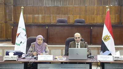 حلقة نقاشية بعنوان 