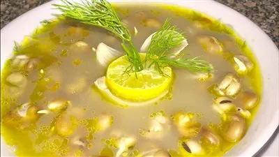 علاج للانتفاخ ومصدر للحديد.. 10 فوائد لتناول الفول النابت