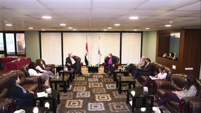 رئيس الإنجيلية للسفير الهولندي: مصر تقوم بدور تاريخي في دعم قيم الدولة المدنية
