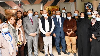 محمد سعفان يتفقد منظومة العمل بمديرية القوى العاملة فى أسوان (صور)