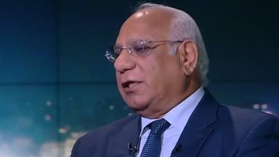 نادر نور الدين: قرار وقف تصدير بعض السلع مثل الفول والعدس 