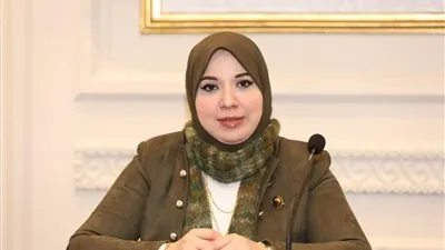 برلمانية تطالب بسرعة قبول الطلاب العائدين من أوكرانيا في الجامعات المصرية