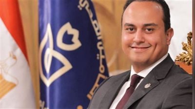 منح رئيس هيئة الرعاية الصحية جائزة القياديين المتميزين في نهضة القطاع الصحي العربي