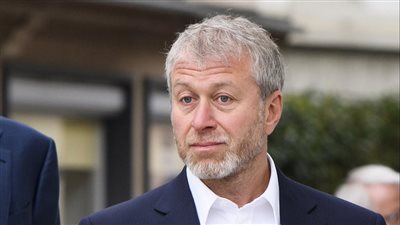 البرتغال تحتجز حاخامًا بسبب تجنيس أبراموفيتش