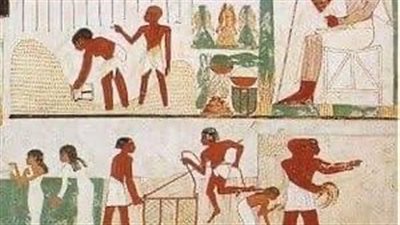 خبير يكشف عن أسرار وعادات موائد الطعام عند المصري القديم