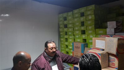 رئيس مدينة سفاجا يقود حملة للتفتيش على مخزون وأسعار السلع التموينية