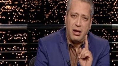 آخرها بالتقسيط.. تامر أمين يعلق على مراحل تطور الكنافة (فيديو)