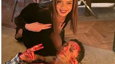 بهذه الطريقة.. ناهد السباعي تشوق جمهورها لمسلسل منورة بأهلها 