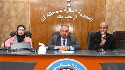 سكرتير قنا: اهتمام كبير ببناء القدرات الرقمية للدولة للارتقاء بجودة الخدمات