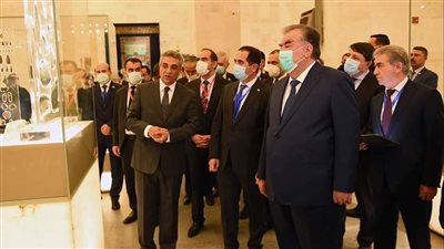رئيس دولة طاجيكستان يزور المتحف القومي للحضارة المصرية