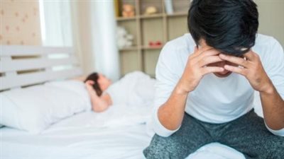 طبيب ذكورة: ضعف الانتصاب يُصيب الرجل بالتشتت الذهني