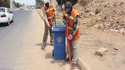 إيقاف عمل عمال النظافة وقت الذروة في نجع حمادي بسبب الموجة الحارة