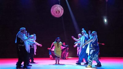 نجوم فرقة فنون متحدي الإعاقة يخطفون الأنظار على مسرح 23 يوليو بالمحلة