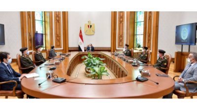 الرئيس السيسي يتابع تنفيذ المشروعات ويوجه بالتركيز على توطين تكنولوجيا قطاع التشييد
