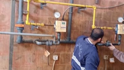 الغضبان: استمرار أعمال رصف شارع النصر أمام بازار بورسعيد الجديد بحي العرب