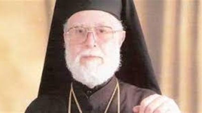 الأنبا نيقولا يزور كنيسة العذراء مريم بمصر الجديدة