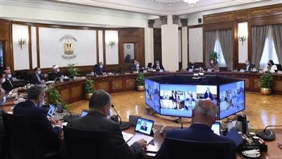 مجلس الوزراء يوافق على زيادة الحد الأدنى للعلاوات المقررة للعاملين بالدولة