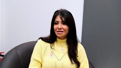  لقاء سويدان تدعم محاربات سرطان الثدي بمستشفى 