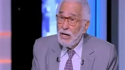 نجل الفنان عبدالرحمن أبوزهرة يكشف تطورات حالة والده الصحية: كلام الأطباء غير مطمئن