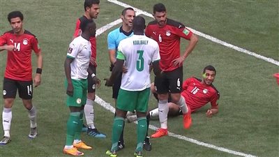 رضا عبد العال منفعلًا على الهواء: 