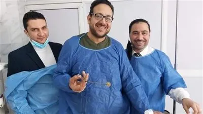 نجاح فريق طبي بمستشفي دكرنس في استخراج عملة معدنية ابتلعتها طفلة 