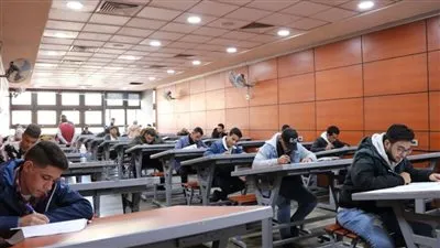 فرصة ثانية.. تفاصيل انعقاد اختبار للطلاب العائدين من أوكرانيا المتغيبين عن الامتحان