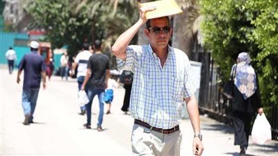 ذروتها الأربعاء والخميس.. الأرصاد تعلن موعد الموجة الحارة المقبلة (فيديو)