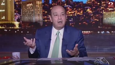 عمرو أديب يوجه رسالة هامة للفنانين بشأن الإعلانات والمسلسلات