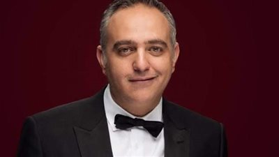 مهرجان نيس السينمائي بفرنسا يكرم المنتج محمد حفظي