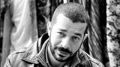 شريف سلامة: المرأة أهم عنصر في المجتمع.. وزوجتي تتعب كثيرا في المذاكرة للأولاد وتربيتهم وأنا غير متواجد بالبيت