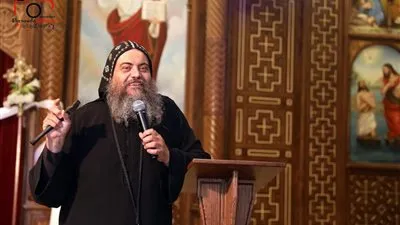 أسقف منفلوط يقوم بسيامة 100 شماسا قبطيا أرثوذكسيا بمناسبة الصوم الكبير