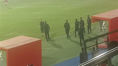 بسبب ركلة جزاء.. اعتراض قوي من الجهاز الفني للاتحاد ضد الغندور