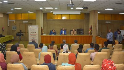 جامعة المنصورة تستعرض في ندوة المشروعات القومية وأثرها على الفرد والمجتمع