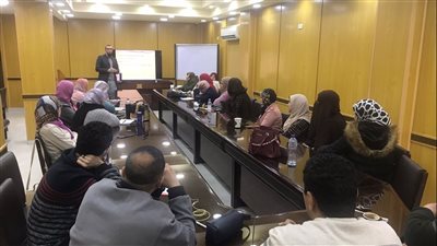 الصحة: تدريب 2158 صيدليا ضمن برنامج الاستخدام الرشيد للمضادات الحيوية