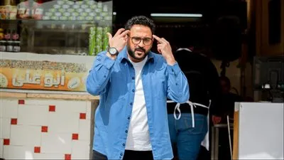 أكرم حسني يعلن تحدي للطلاب في الحلقة الخامسة من مسلسل 