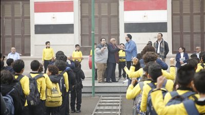 طرد أكرم حسني من عمله في الحلقة الخامسة من مسلسل 