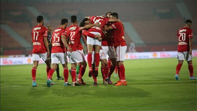 الأهلي يفاجئ موسيماني بشأن سداسي الفريق