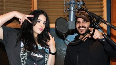 محمد رشاد يشوق جمهوره لأغنية 