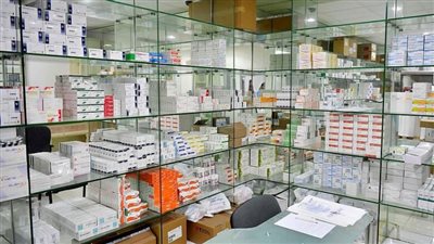 هيئة الدواء تُحذر من خطورة تناول الأدوية دون استشارات طبية (فيديو)