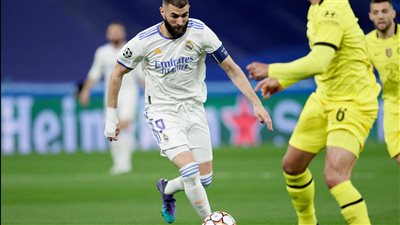 بنزيما يدمر تشيلسي ويصعد بالريال إلى نصف نهائي دوري أبطال أوروبا