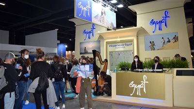 إقبال كبير للشركات والمتخصصين على الجناح المصري بمعرض ميلانو السياحي الدولي 