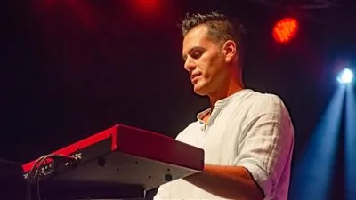 بعد سوتس بالعربي.. هشام خرما يضع موسيقى حملة محمد صلاح الجديدة لمكافحة المخدرات وعلاج الإدمان