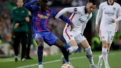 سقوط البارسا.. أهداف مباراة برشلونة وآينتراخت فرانفكورت 2-3 في الدوري الأوروبي