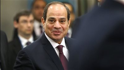 من الأخونة إلى الإساءة.. كيف دافع السيسي عن الجيش في عهد مرسي؟
