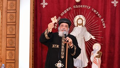 البابا تواضروس يعلق على حادث كاهن الإسكندرية.. ويؤكد: لا يليق نشر مقالات تسيئ لقطاع من الشعب