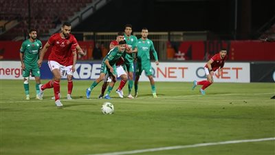 عاجل.. عمرو السولية يهدر ركلة جزاء للأهلي أمام الرجاء (فيديو)